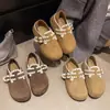 Sapatos Slip-On de Couro Espesso Estilo Floresta para Mulheres, Nova Moda Outono e Inverno 2025 Versátil Confortável Casual Sapatos Birkenstock para Mulheres