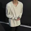 Sudadera gris oscuro de peso pesado con cuello en V para hombre, nuevo estilo otoño e invierno, corte limpio, tacto de alta gama, manga larga, estilo americano