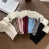 Guantes sin dedos de felpa dulce de moda para mujer, guantes cálidos de invierno de punto trenzado, venta al por mayor