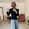 Suéter de malha bicolor com gola semi-alta para mulheres, 2025 primavera outono inverno, top interno estiloso de corte justo, camiseta base preta