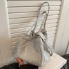 Bolso Pequeño Nuevo Estilo Chino Estilo Nacional para Mujer 2026 Nuevo de Moda Versátil Bolso de Hombro para Debajo del Brazo Bolso Cruzado con Cadena Bolso Cubo