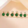 Yi Lu Yin Plata de Ley S925 Chapado en Oro Pendientes de Botón de Jade Ganqing Moda Simple Temperamento Versátil Viaje Diario Pendientes Redondos de Plata
