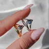 Moda Transfronteriza Anillo Geométrico Simple Europeo y Americano con Diamantes, Regalo Personalizado, Anillo Abierto Ajustable, Estilo de Lujo Ligero