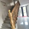 Barandales de escaleras lacados estilo "Botella del Tesoro" de caucho para villas, dúplex e interiores tipo loft, disponibles en varios colores