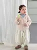 Ropa para Niños Zhe Li Chaqueta con Capucha para Niñas Abrigo de Invierno de Piel de Visón Conjunto Lindo Cárdigan Infantil Ropa para Bebé Niña de Primera Calidad