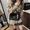 Bolso de Mano Nuevo Retro de Gama Alta Bolso de Hombro para Mujer para el Trabajo Personalidad Casual Elegante Versátil de Moda Bolso Cruzado