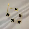 Pulsera de Trébol de Cuatro Hojas de la Suerte Transfronteriza Oro de 18 Quilates Doble Cara Nácar Moda Europea y Americana Versátil Nuevo Modelo Popular