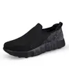 Zapatos deportivos casuales slip-on 2026 para hombre, ligeros y cómodos con suela suave, y zapatos tipo calcetín slip-on de moda con suela gruesa para mujer