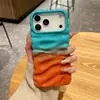 Color Degradado Bloque de Color Textura Plisada Tridimensional Adecuado para iPhone 18 Pro Max, Funda para Teléfono Apple 17, 16/15 con un Toque de Alta Gama