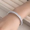 Pulsera Abierta de Lujo de Alta Gama Transfronteriza Europea y Americana, Pulsera Sencilla y Versátil con una Sola Fila de Diamantes, Accesorio de Mano de Estilo Dulce y Fresco