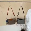 Bolso Cruzado de un Solo Hombro Versátil Nuevo para Mujer, Bolso Tejido de Moda Relajada con Estilo de Nicho, Bolso de Viaje de Verano 2026