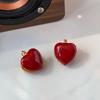Pendientes de Gota de Aceite con Corazón de Melocotón Retro Lujo Accesible Pendientes de Gama Alta Estilo Popular Pendientes con Cierre de Oreja de Corazón de Melocotón para Dama Elegante