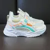 Zapatos para niños, primavera y verano 2025, nuevos zapatos deportivos transpirables de malla para niños, zapatos de malla para niñas, zapatos para correr para niños medianos y grandes