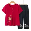 Conjunto de manga corta para mujeres de mediana edad y mayores, nuevo atuendo de verano 2026, top estampado para madres, camiseta de media manga para señoras mayores