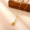 Collar con cadena para la clavícula con colgante de estrella tridimensional de acero inoxidable transfronterizo, simple, de lujo ligero, elegante cadena para la clavícula de estrella de mar al por mayor