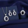 Conjunto de tres piezas europeo y americano con gemas de zafiro azul de colores, collar, anillo y pendientes de diamantes con incrustaciones de lujo para mujer. Comercio electrónico transfronterizo.