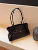 Bolso de mano de cuero de diseño estilo coreano 2026 con hebilla, bolso de piel de vaca, bolso bandolera retro de un solo hombro para mujer, gran capacidad