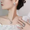 Joyería Perla de Imitación Set Collar Anillo Pendientes Moda de Alta Gama Europea y Americana para Mujer Venta al por Mayor Retro Lujo Ligero