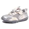 Tênis Casual Infantil Cartoon Fofo Gato KT com Velcro para Meninas 2026 Primavera e Outono Novos Sapatos Respiráveis para Crianças