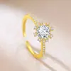 Anel de dedo feminino de ouro com zircônia imitação de diamante, estilo popular cruzado, joia de moda de luxo de nicho europeu-americano, atacado