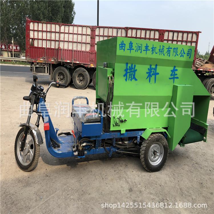 养殖撒料车