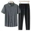 Nova Camisa de Seda Gelada de Verão para Homens de Meia-Idade e Idosos, Conjunto de Duas Peças Roupa de Pai de Manga Curta, Cardigã Camisa Polo para Homens, Negócios
