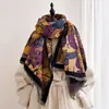 Bufanda de Imitación Cachemir Estilo Pintura al Óleo Vintage Nueva Otoño/Invierno 2026 para Mujer, Calentador de Cuello Chal Jacquard Versátil de Alta Gama al por Mayor