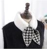 Bufanda de Felpa Calentador de Cuello para Hombres y Mujeres, Nuevo Estilo Versátil Invierno 2025, Piel Sintética de Conejo, Engrosado, Diseño Cruzado, Sensación de Alta Calidad