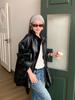 Chaqueta de Cuero Texturizado Wanwei para Mujer, Novedad Otoño 2025, Silueta Resistente, Cuello Alto, Chaqueta de Cuero Biker P2097