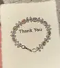 "Floración de Primavera" Pulsera Geométrica Brillante y Colorida con Diamantes, Dulce y Elegante, Joyería Única y con Estilo para Mujeres