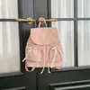 Mochila Pequena Fashion, Mochila Casual para Mulheres, Novo Modelo de Verão 2026, Bolsa de Trabalho de Grande Capacidade, Bolsa para Viagem ao Ar Livre