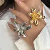 Anillo Metálico con Flor de Estambre Retro Vintage Estilo Japonés Francés Moderno a la Moda para Mujer