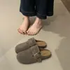 Chinelos Meio Birken Retrô Femininos para Uso Externo Outono 2026 Novos Chinelos Mule Fechados na Ponta, Slip-on, Sola Macia, Antiderrapantes
