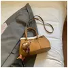 Bolsa de Mão Simples para o Dia a Dia Feminina 2025 Inverno Nova Moda Tendência Bolsa de Ombro Estilosa Bolsa Transversal