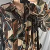 Camisa floral de manga comprida estilo retrô de Hong Kong, com toque leve, para homens e mulheres, casais, versátil, estilo solto, tendência, estilo preguiçoso, camisa cubana