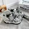 Nuevos Zapatos de Malla para Niños Otoño 2026 Estilo Coreano de Moda Doble Malla Zapatos para Niños al Aire Libre Antideslizantes Zapatos Deportivos para Niñas