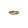 Anillo Flotante de Diamante Imitación Dorado Cepillado para Mujer, Diseño de Nicho, Lujo Ligero, Sensación Elegante y de Alta Gama, Anillo Versátil para el Dedo Índice
