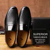 Zapatos de Cuero Nuevos para Hombre Resistentes al Desgaste Antideslizantes Verano y Otoño 2025 Zapatos de Vestir Formales Huecos Punta Redonda Slip-On Piel de Vaca de Primera Capa