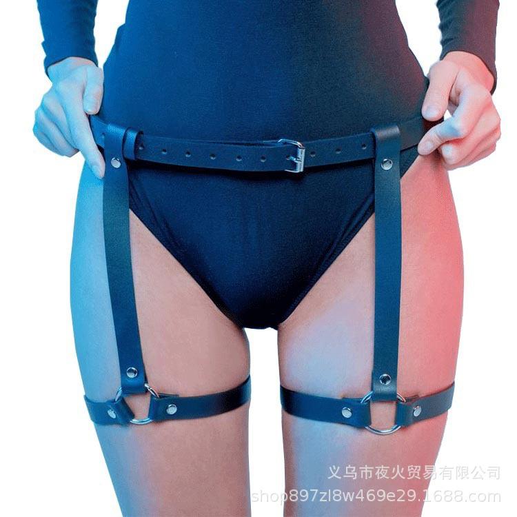 皮革衣服 407