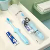 Conjunto exclusivo de escova de dentes e pasta de dentes infantil para hotel cinco estrelas, adequado para estadias em família e pousadas, conjunto de escova de dentes descartável com cerdas macias para idades de 3 a 12 anos