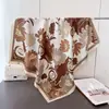 Bufanda Cuadrada Grande de Seda Artificial con Estampado Floral Vintage, Ambiente Estilo Francés, Chal Profesional Versátil, Bufanda con Patrón Diagonal de Seda, Pañuelo para la Cabeza para Mujeres