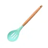 Fabricante em estoque utensílios de cozinha de silicone com cabo de madeira conjunto de 12 peças cozinha doméstica para cozinhar utensílios de cozinha antiaderentes espátula conjunto de utensílios de cozinha