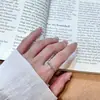 Anillo minimalista de línea de ola de plata de ley 925 para mujer, diseño de nicho, anillo de celebridad de internet coreana, joyería personalizada, anillo de cola de moda