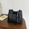 Bolsa Tote de Grande Capacidade Nova Coleção Primavera e Verão 2026 Versátil para o Dia a Dia Ombro Bolsa de Axila Textura Simples Bolsa de Mão