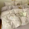 Juego de cuatro piezas de gasa de doble capa Clase A, funda de edredón de algodón puro estilo ins fresco y simple con dibujos animados para estudiante, juego de ropa de cama de tres piezas para dormitorio de estudiante