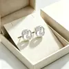 Pendientes de Plata de Ley S925 Estilo Coreano Nuevo Diseño Lindo y Sencillo con un Toque de Lujo, Pendientes de Trébol de Cuatro Hojas Completamente Pavimentados Estilo Ins Clásico