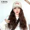 Peruca de Boné de Beisebol Dachen com Cachos de Lã para Mulheres Nova Moda Coreana de Veludo Primavera e Outono Aba Larga Faz o Rosto Parecer Menor