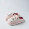 Pantuflas de algodón para interior con temática de cachorros de dibujos animados, estilo mujer, nueva colección otoño/invierno 2026, antideslizantes y cálidas, adecuadas para parejas, estilo hombre