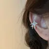 Pendientes de Clip Estilo Coreano con Estrella de Circonita, Lujo Ligero, Brazaletes de Oreja Simples y Elegantes, de Gama Alta, Exquisitos, Versátiles para Mujer