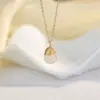 Conjunto de Caixa de Presente com Colar para o Dia das Mães com Zircônia em Formato de Coração Microincrustada, Design Moderno, Corrente de Clavícula Prateada Super Brilhante